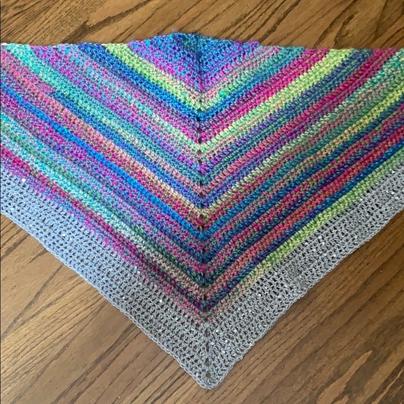 Child sized shawl - hand crochet 🧶 one of a kind - Picture 5 of 7